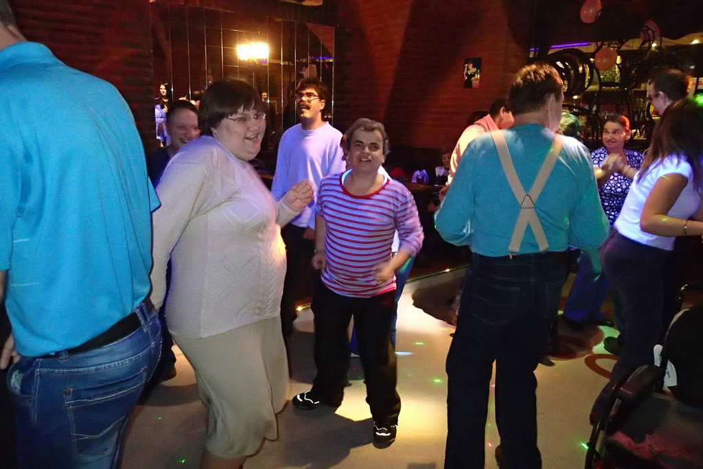 Disco Taverna 2-17